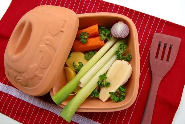 packed lunchbox with cut vegetables