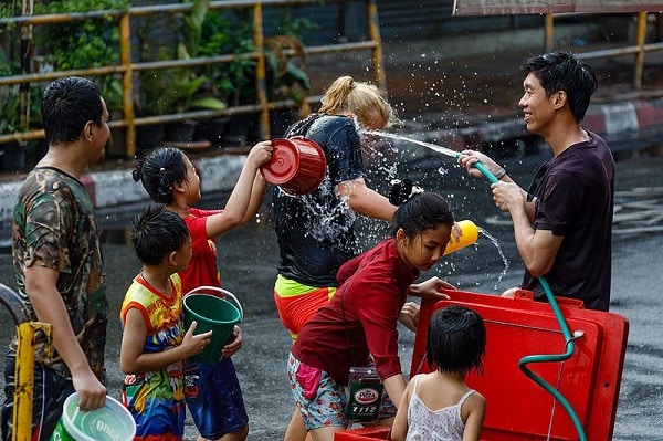 songkran thailand