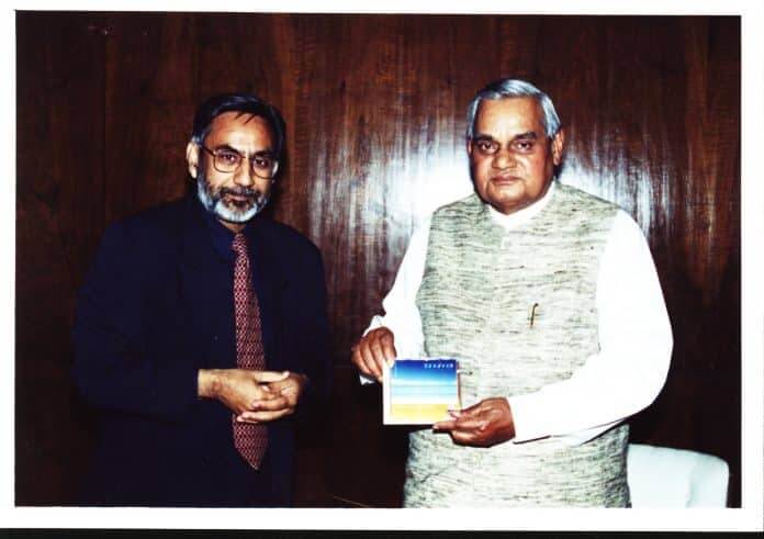 abbas raza Alvi with the late Indian PM Atal Bihari Vajpayeeji