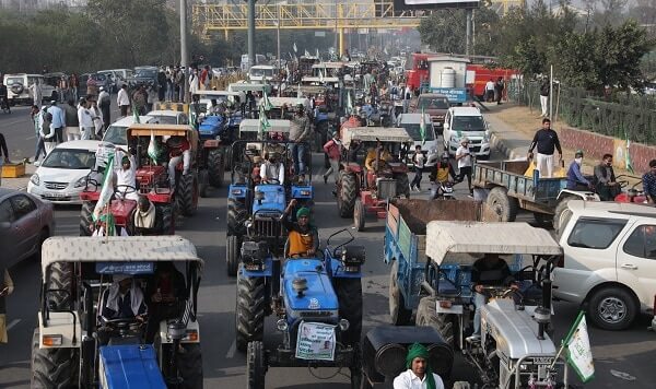farmers truck protest in india