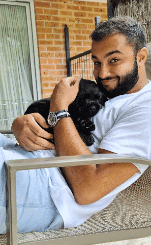 akshai bhandari with puppy