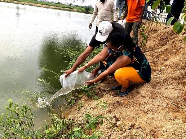 These teachers and school kids gave the Hyderabad lake a new lease on life.
