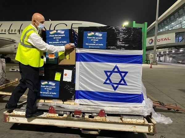 Israel's first consignment of oxygen generators arrives in Delhi.