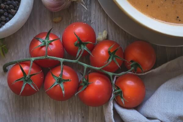 Fresh tomatoes for the soup.