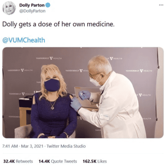 Dolly Parton posted her own vaxxie
