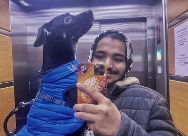 Indian student Rishabh Kaushik with his pet dog, Maliboo. (Source: Instagram)