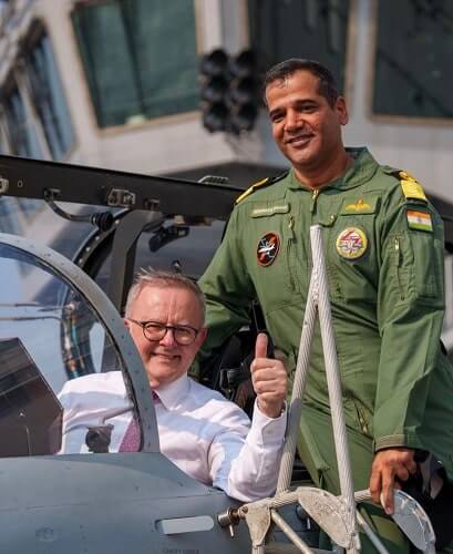 PM Albanese meeting with Indian Navy personnel