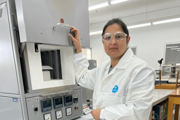 Australian-Indian Dr Gurpreet Kaur, a senior scientist at CSIRO and a strong advocate for clean energy, is leading the team.