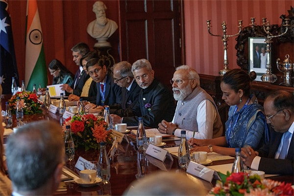 PM Modi and his cabinet discuss with their Australian counterparts. 