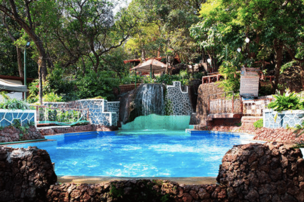 Horseland Hotel and Mountain Spa, Lonavala