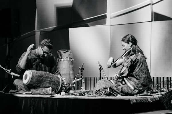 Bhairavi and Nanthesh playing together at their concert at the Melbourne Recital Centre. Bhairavi and Nanthesh