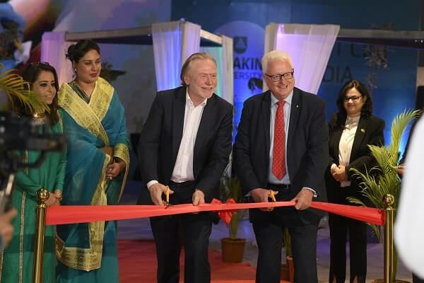 Australian High Commissioner Phillip Green and Deakin Chancellor John Stanhope opening Deakin University campus in India