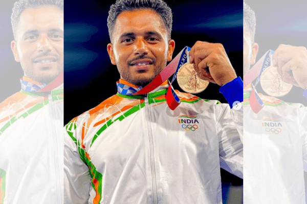 Harmanpreet Singh with medal