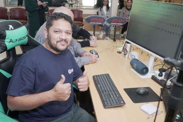 Omkar Palav the Typing Man of Australia Guinness World Record