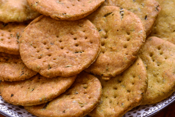 Photo of AIR FRIED METHI MATHRI 