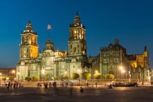 metropolitaan cathedal mexico city canva