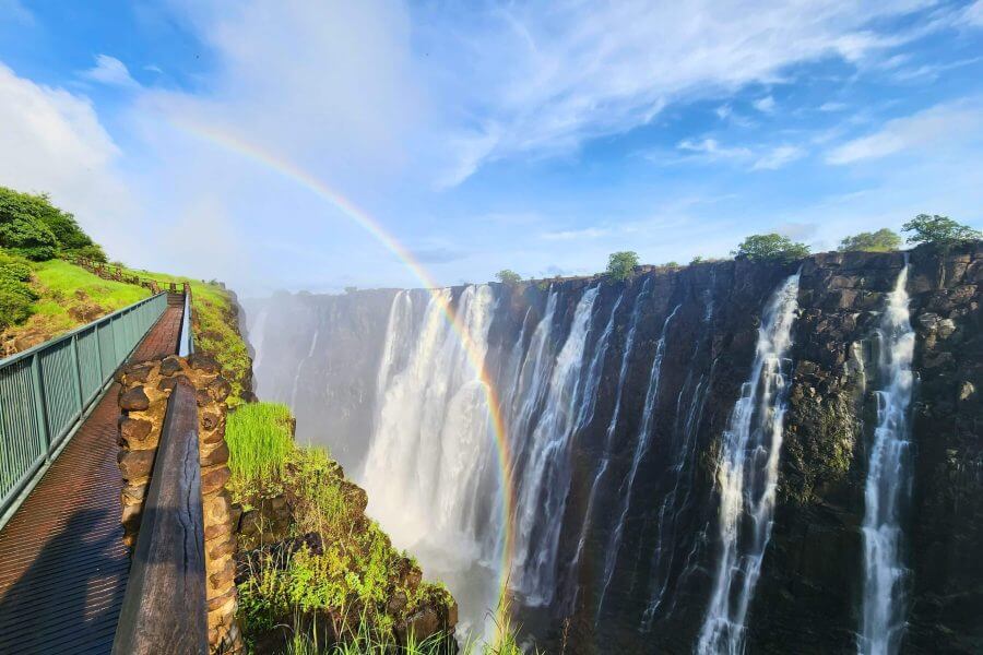 Knife Edge Bridge on the Zimbabwe side