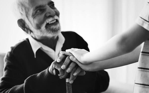 Diaspora long-distance care: parents on one side, kids on the other