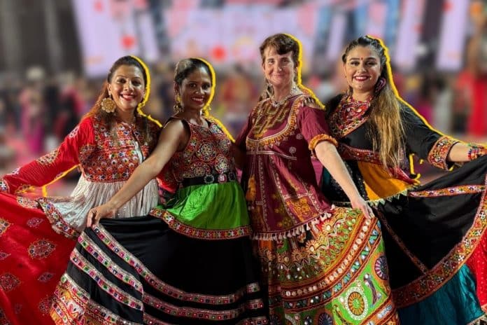 Aussie who does garba featured