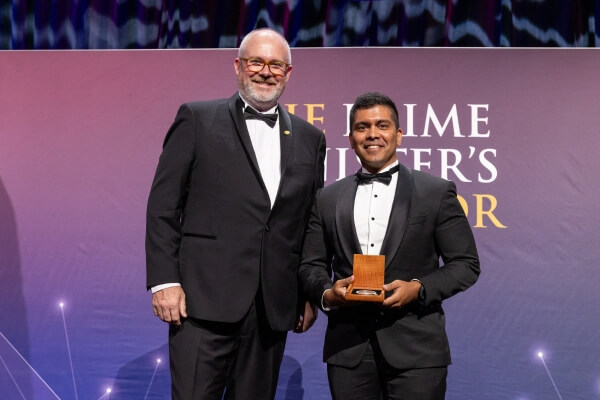 Dr Nikhilesh Bappoo claims Prize for New Innovators 2025