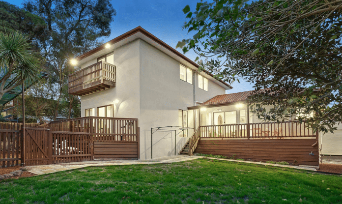 Mount Waverley Couple