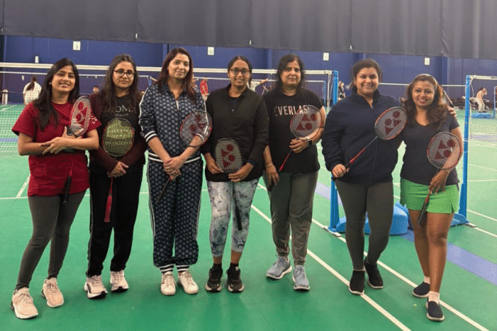 Aao Khelo badminton