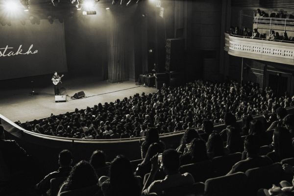 Anuv Jain sydney crowd
