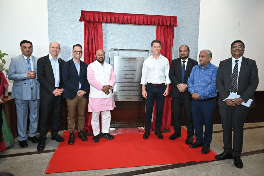 Western Sydney uni chris minns india visit
