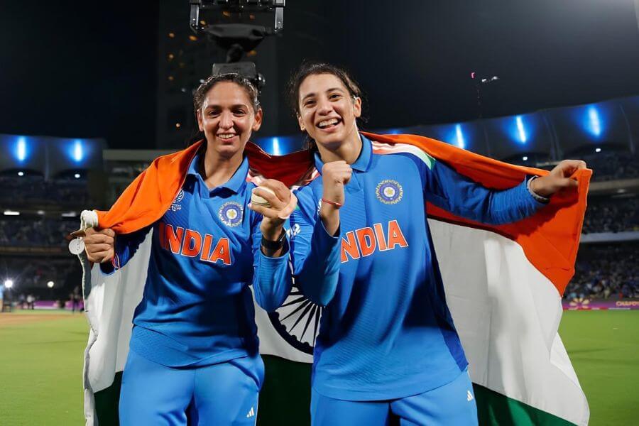 Harmanpreet with Smriti Mandhana (the new Indian Women's team cricket captain)