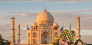 Travel diary Varanasi Agra